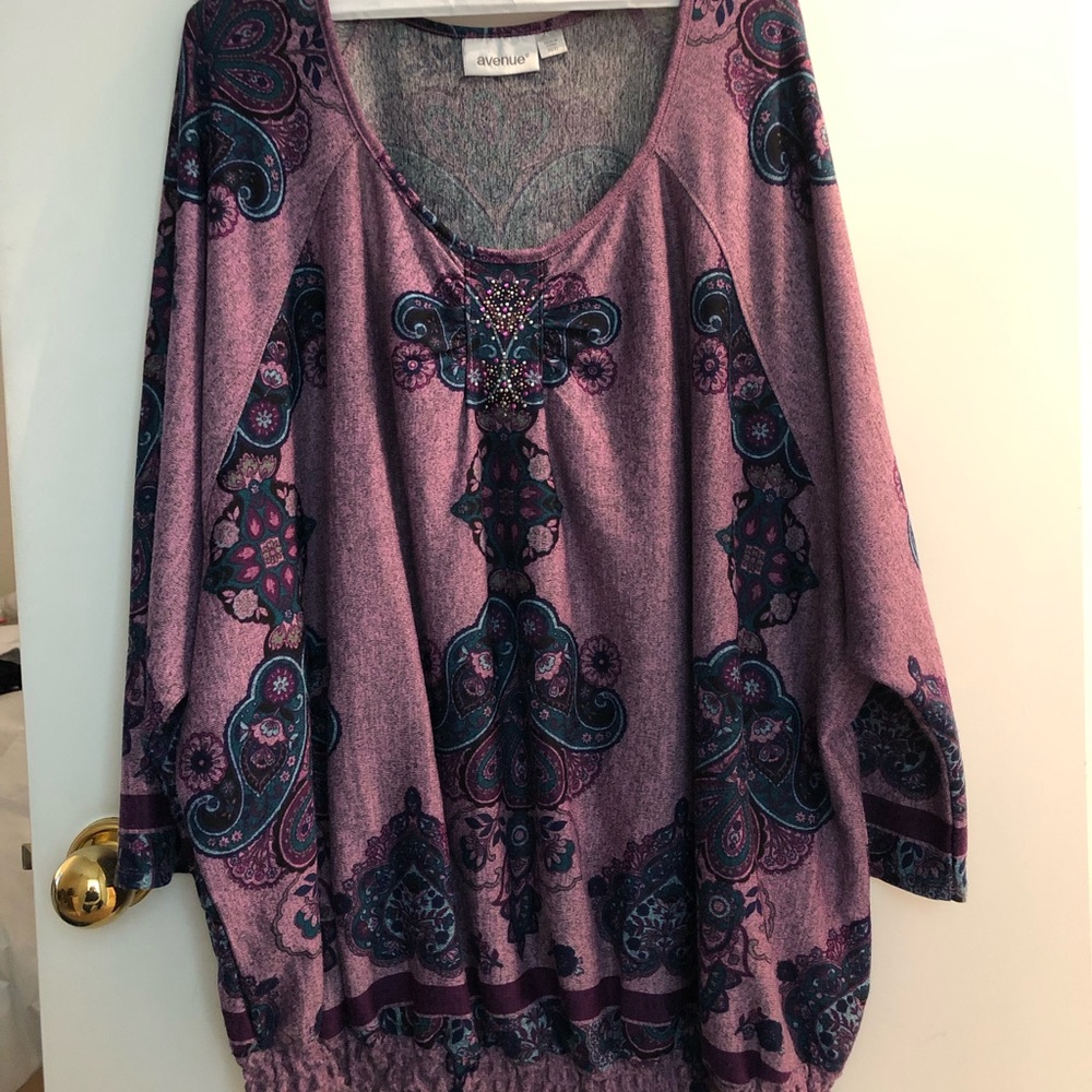 Avenue 26/28 Multi/Purple Colored